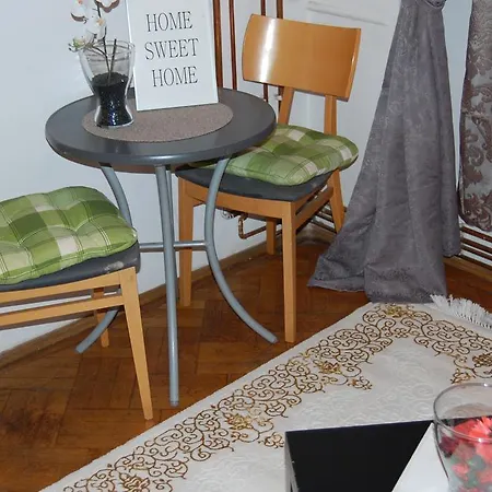 Plevnei 1 Apartment *